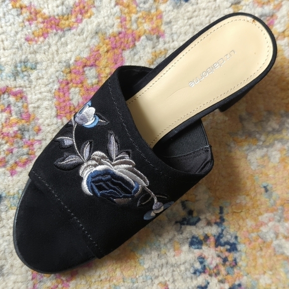 Liz Claiborne Shayla Floral Embroidered Peep Toe Slip On Block Heel Mules Black - Picture 9 of 16